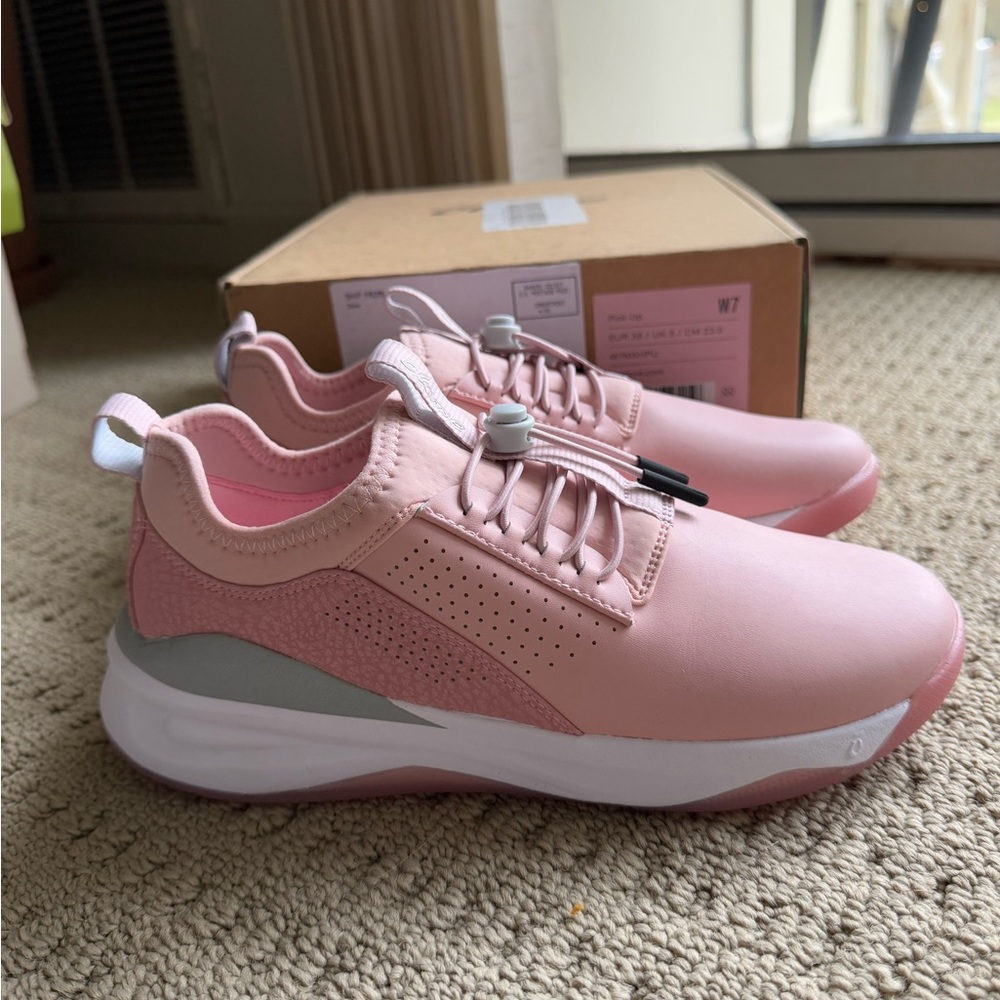Clove Nursing Shoe